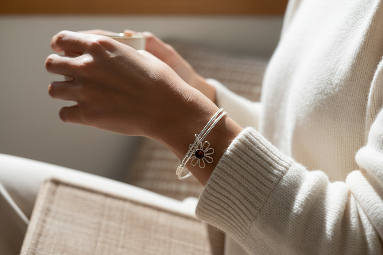 Daisy Dichroic Fused Glass Bangle