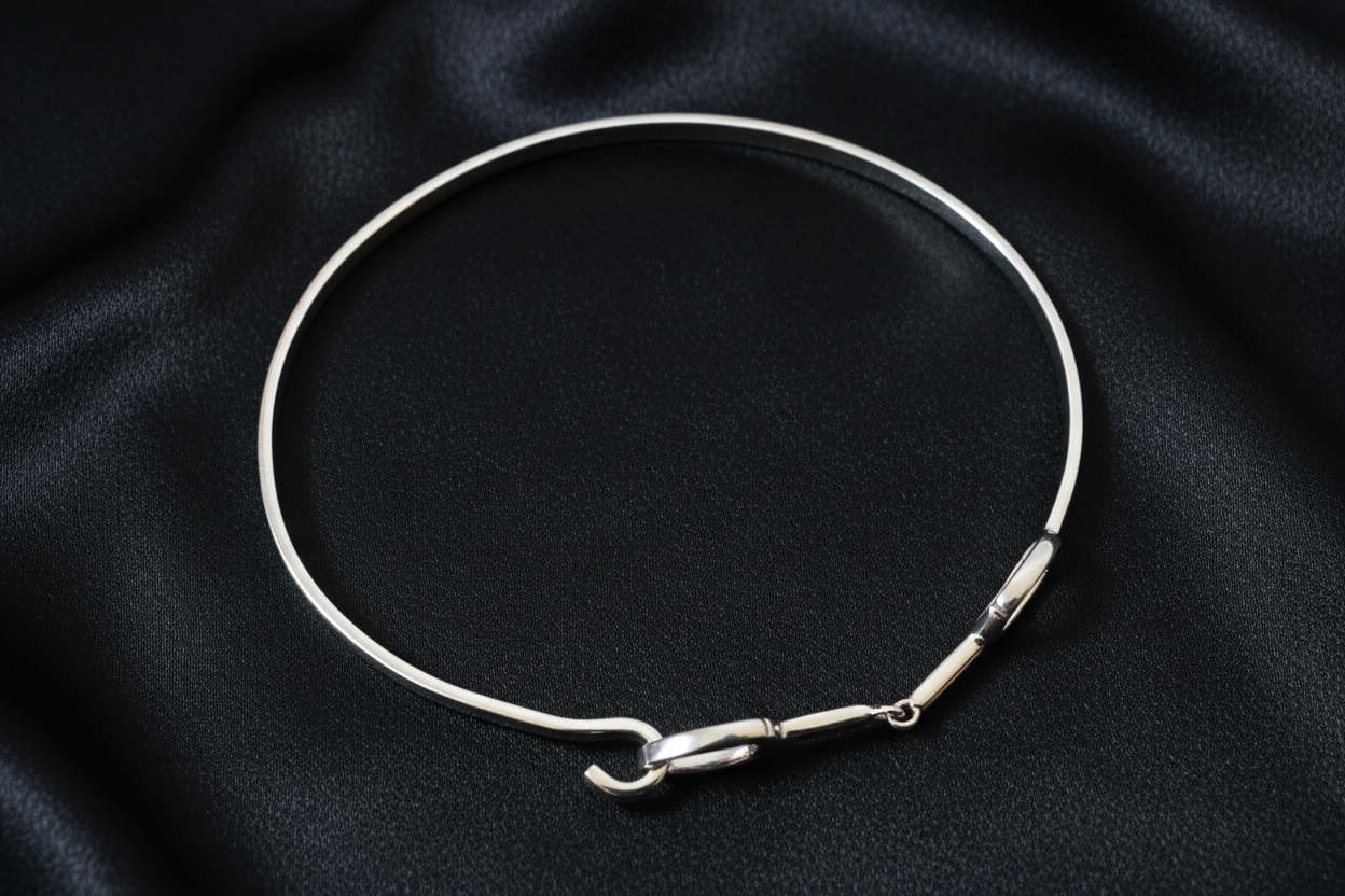 Snaffle Bit Bangle
