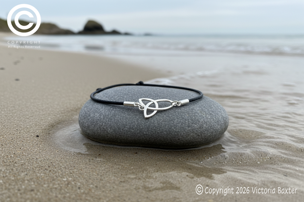 Triquetra Adjustable Bracelet