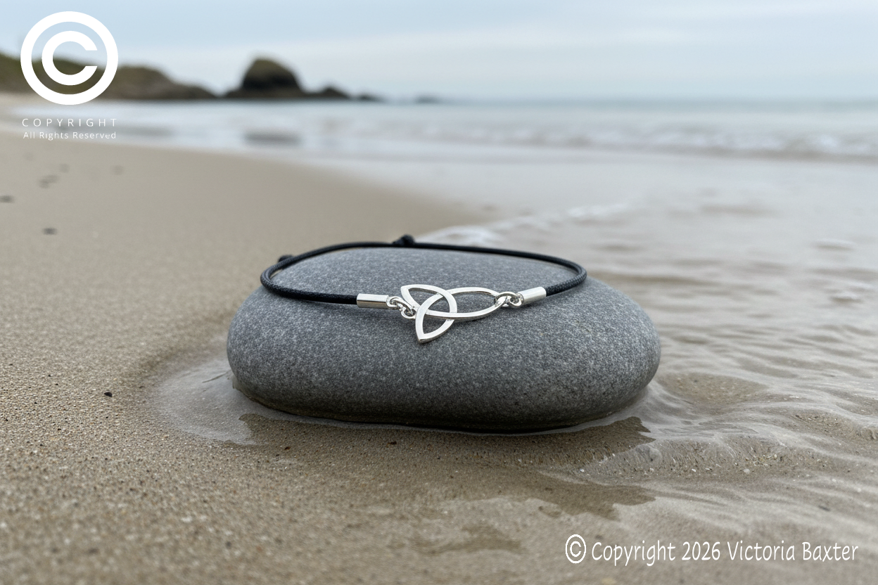 Triquetra Adjustable Bracelet