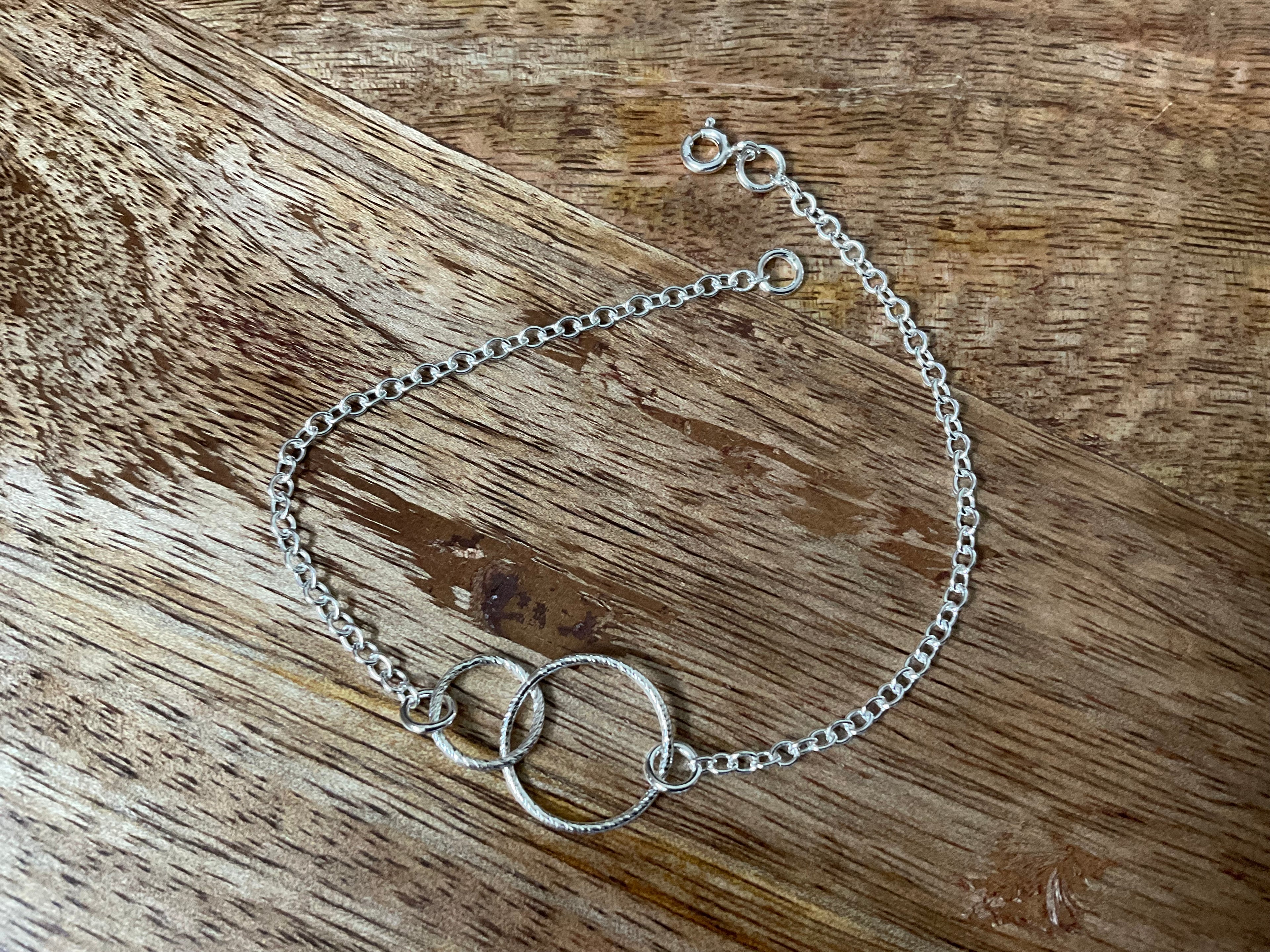 Interlocking Circle Bracelet