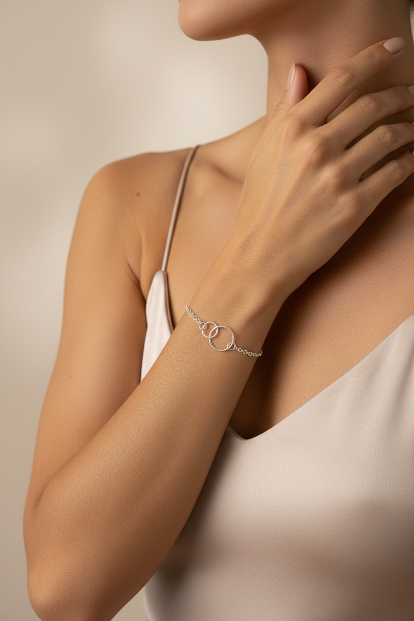 Interlocking Circle Bracelet