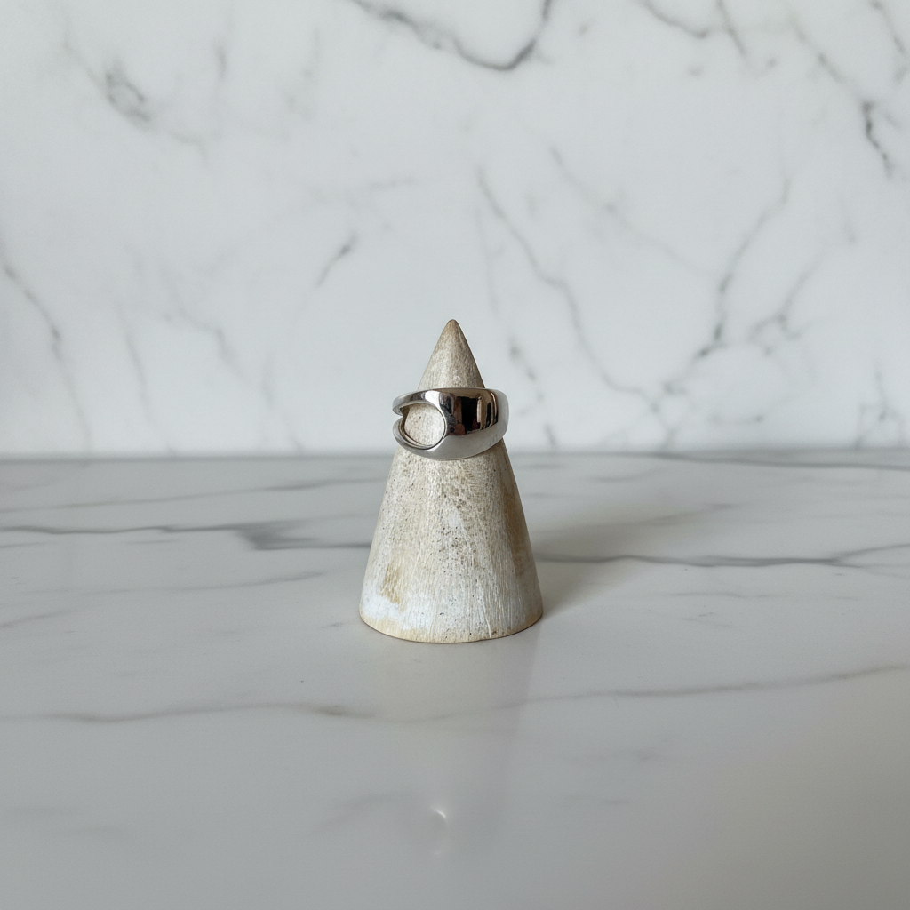 Abstract Adjustable Ring - Size M