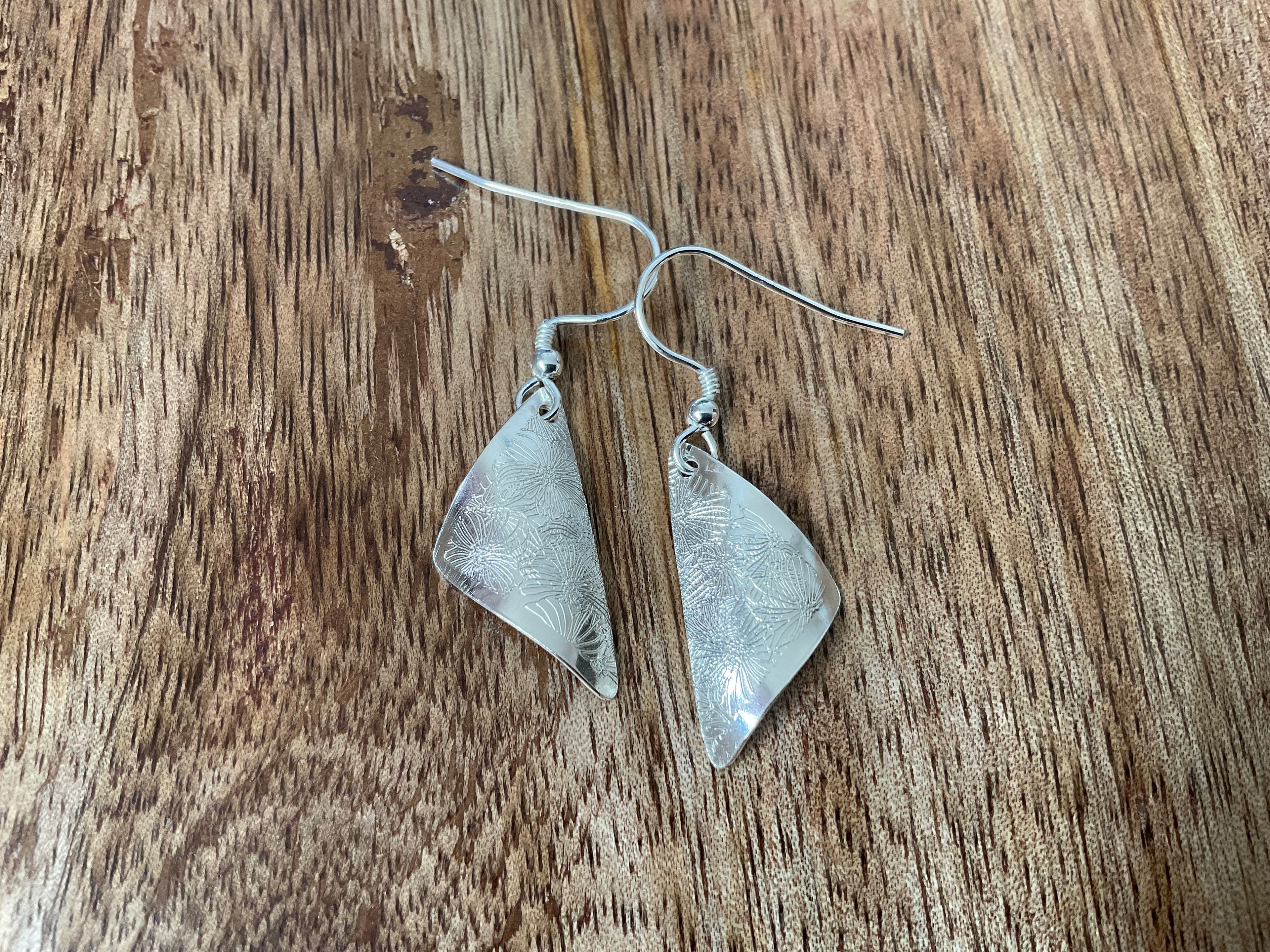 Flower Sail Dangle Earrings