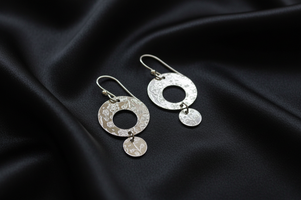 Daisy Round Flower Dangle Earrings