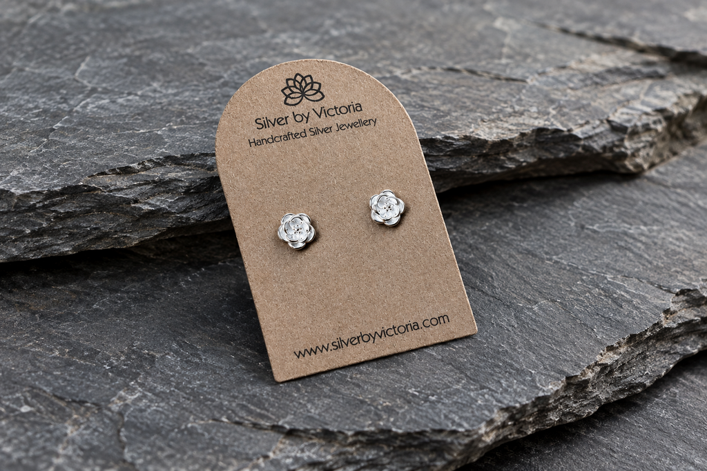 Daisy Flower Stud Earrings