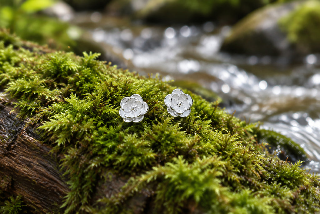 Daisy Flower Stud Earrings