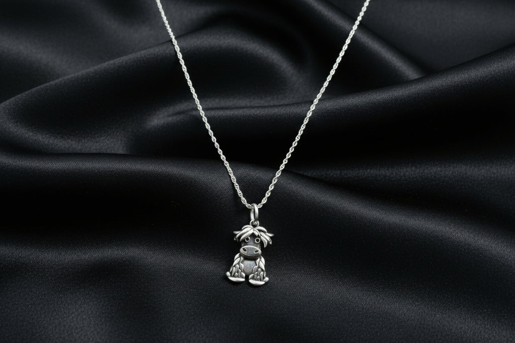 Highland Cow Pendant & Chain