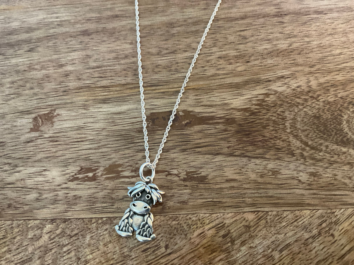 Highland Cow Pendant & Chain
