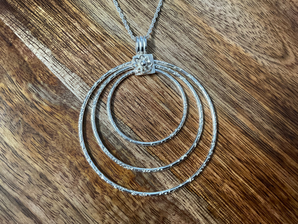 Multi Circle Floral Pendant & Chain