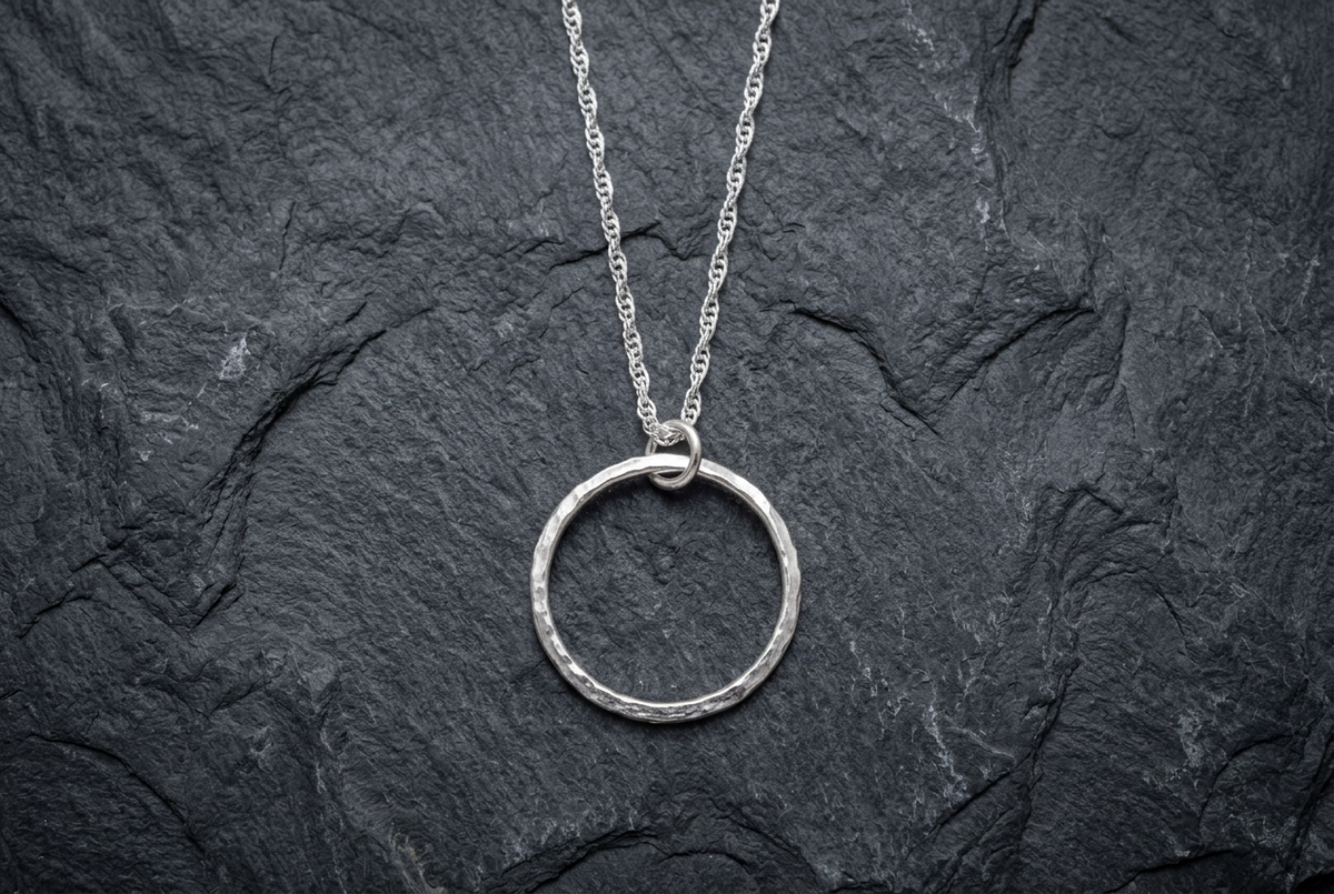 Infinity Circle Pendant & Chain