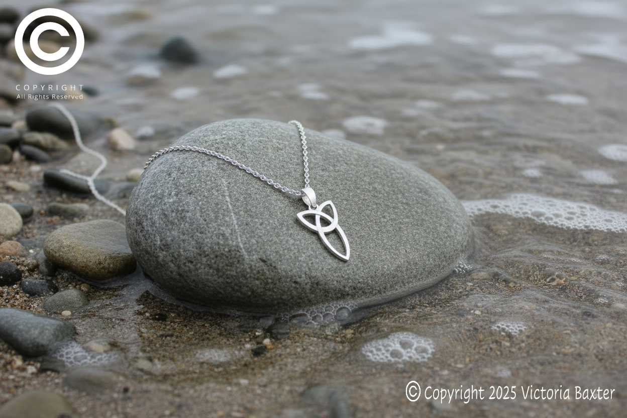 Triquetra Celtic Pendant & Chain