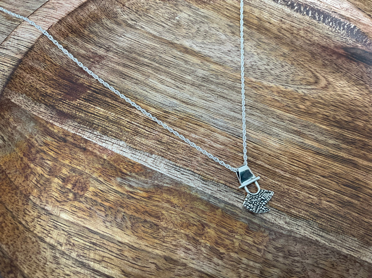 Welsh Lady Pendant & Chain