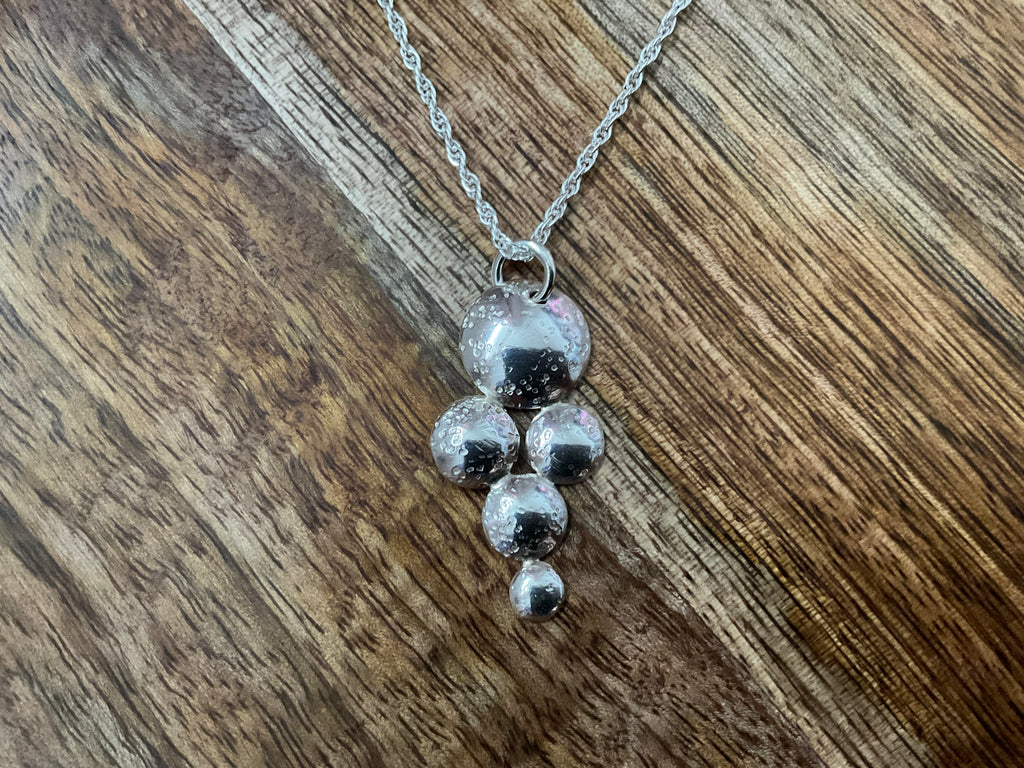 Domed Pendant & Chain