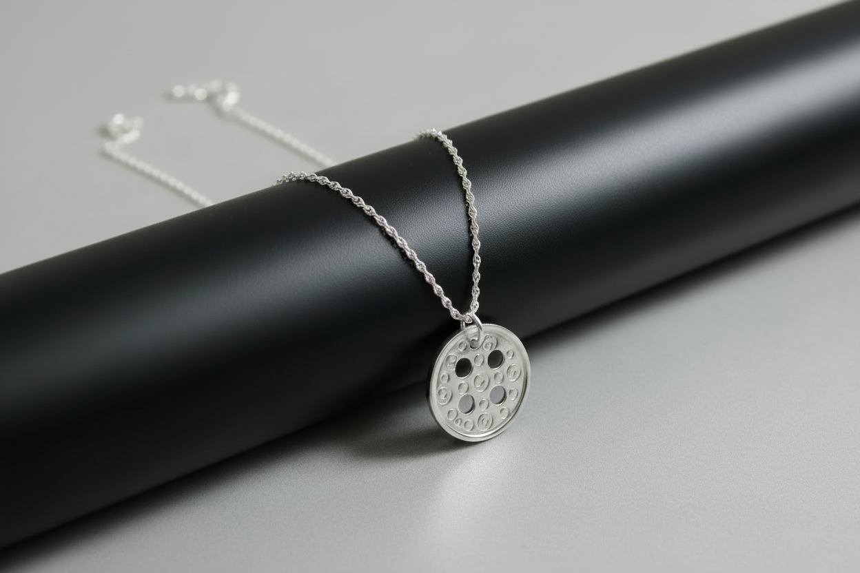 Button Pendant & Chain