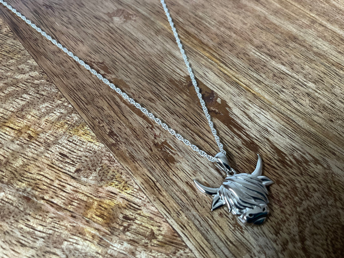 Highland Cow Head Pendant & Chain