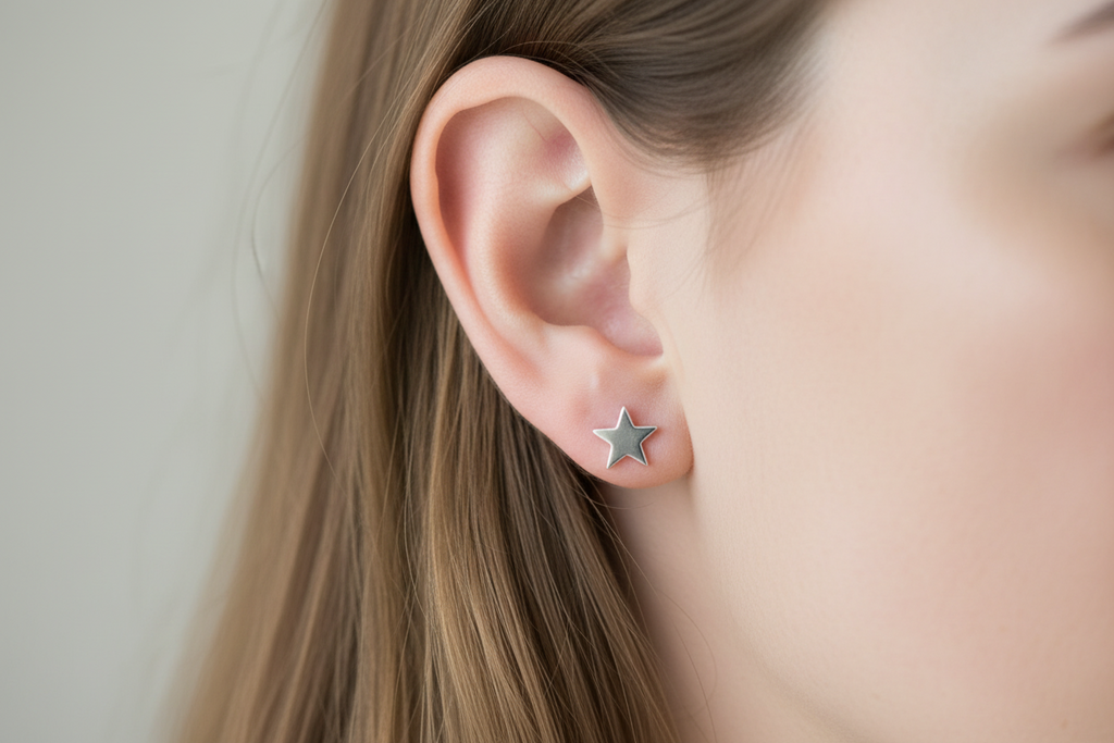 Star Screw Back Stud Earrings