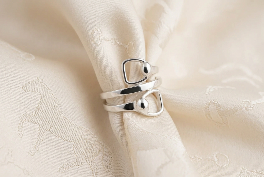 Stirrup Ring