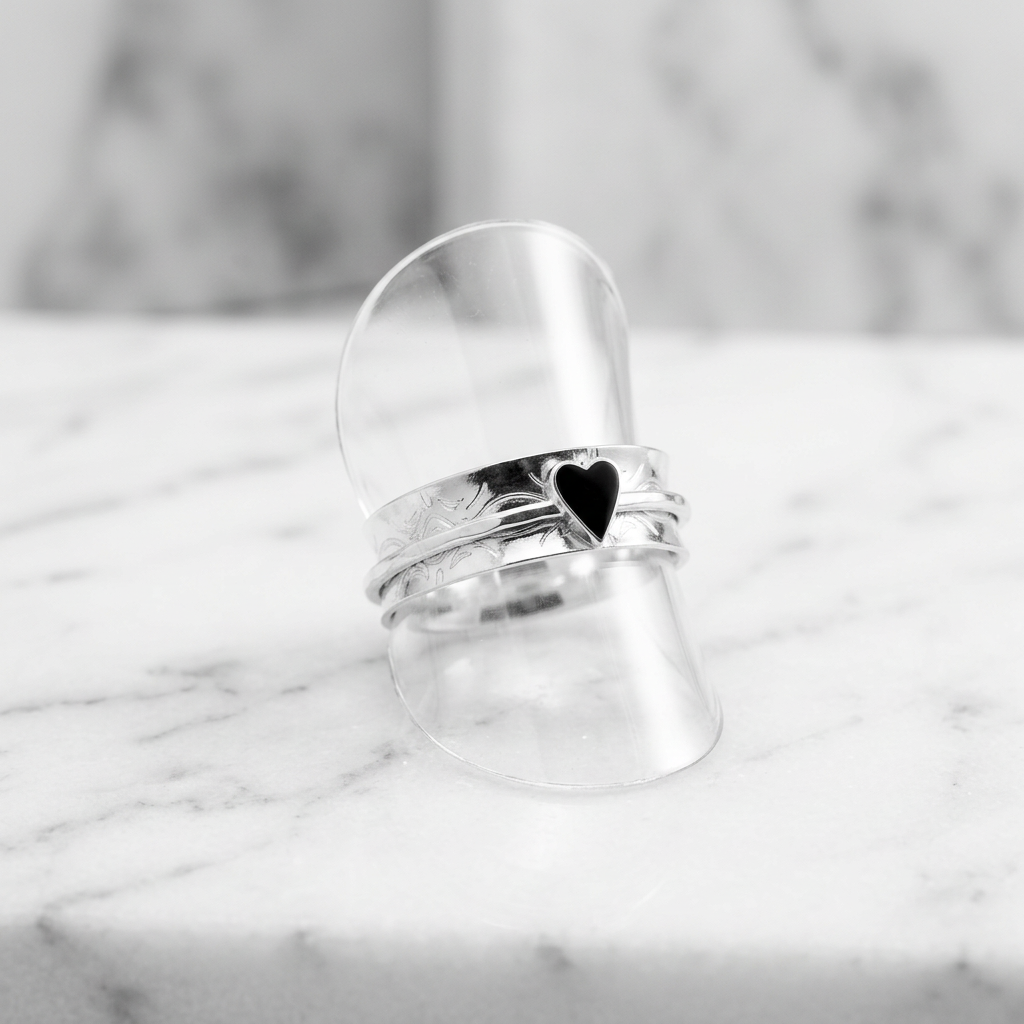 Heart Spinner Ring - Size R