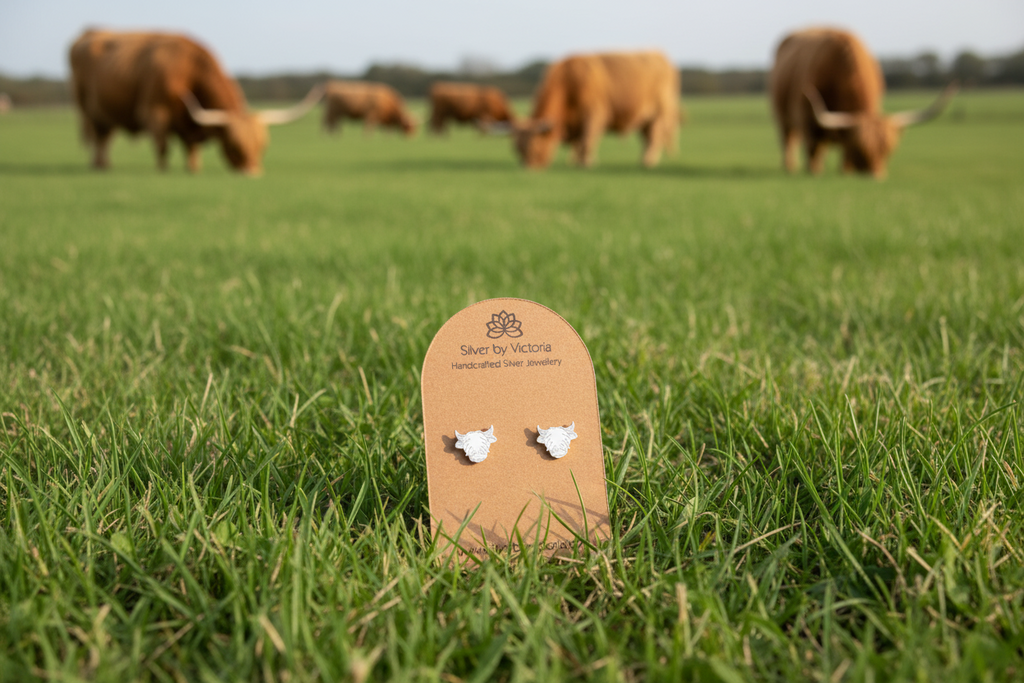 Highland Cow Head Stud Earrings