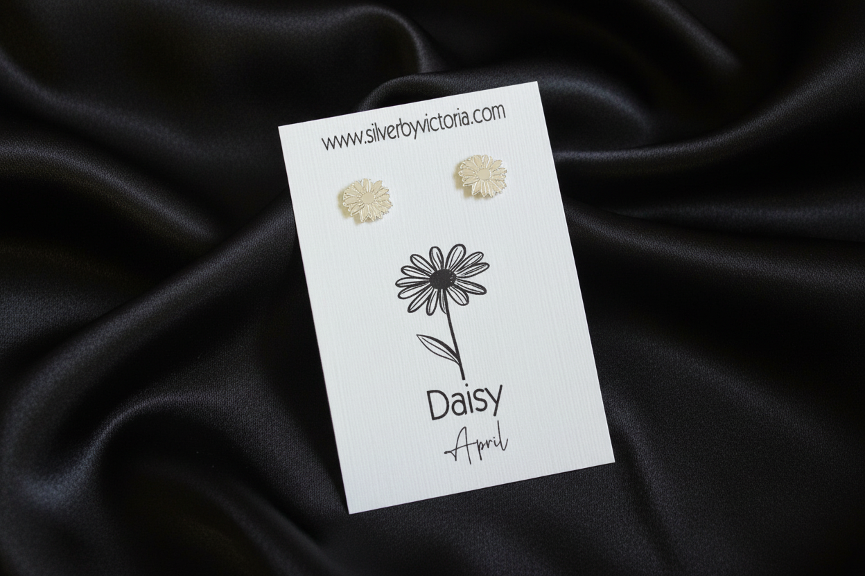 April Birth Flower Stud Earrings - Daisy Stud Earrings
