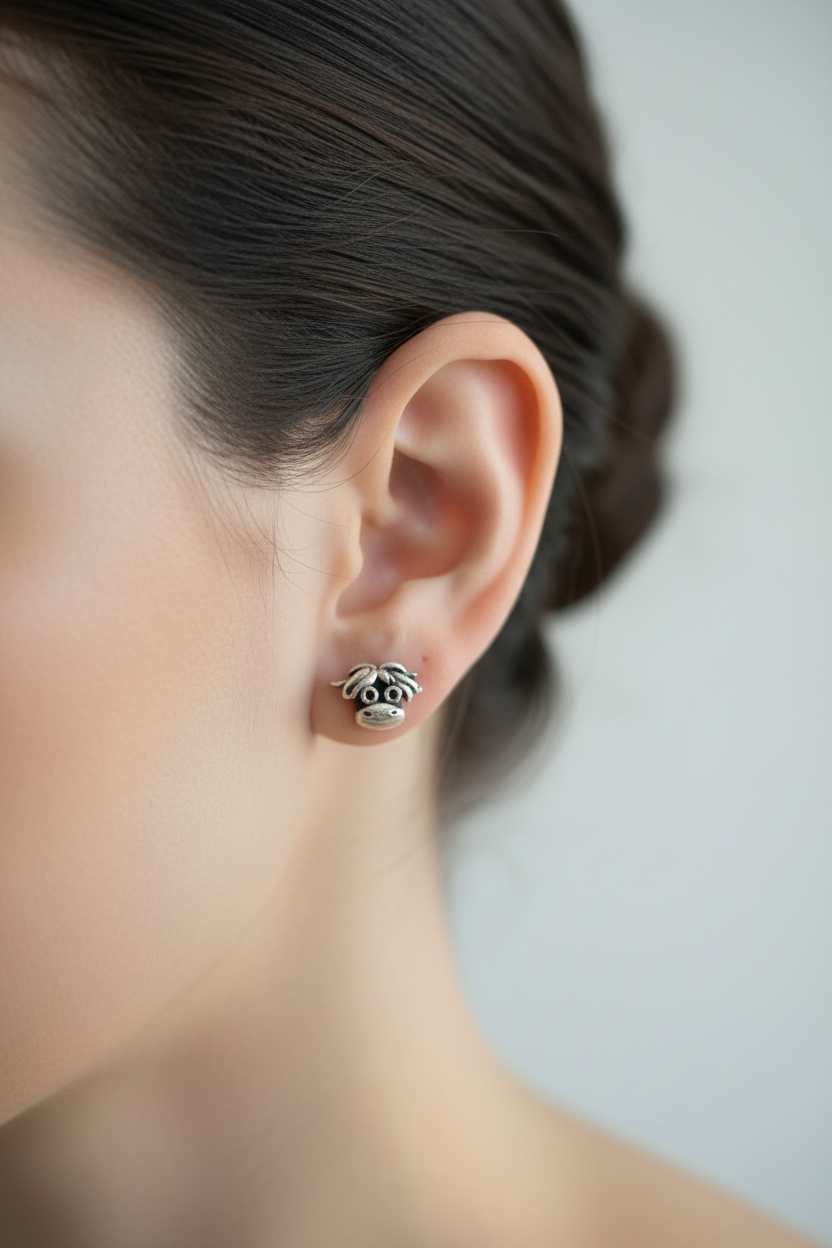 Highland Cow Head Stud Earrings