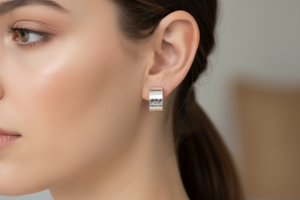 Etched Geometric Pattern Hoop Stud Earrings