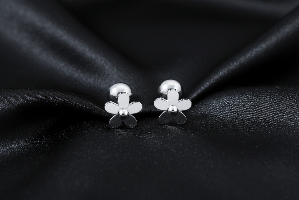 Daisy Screw Back Stud Earrings
