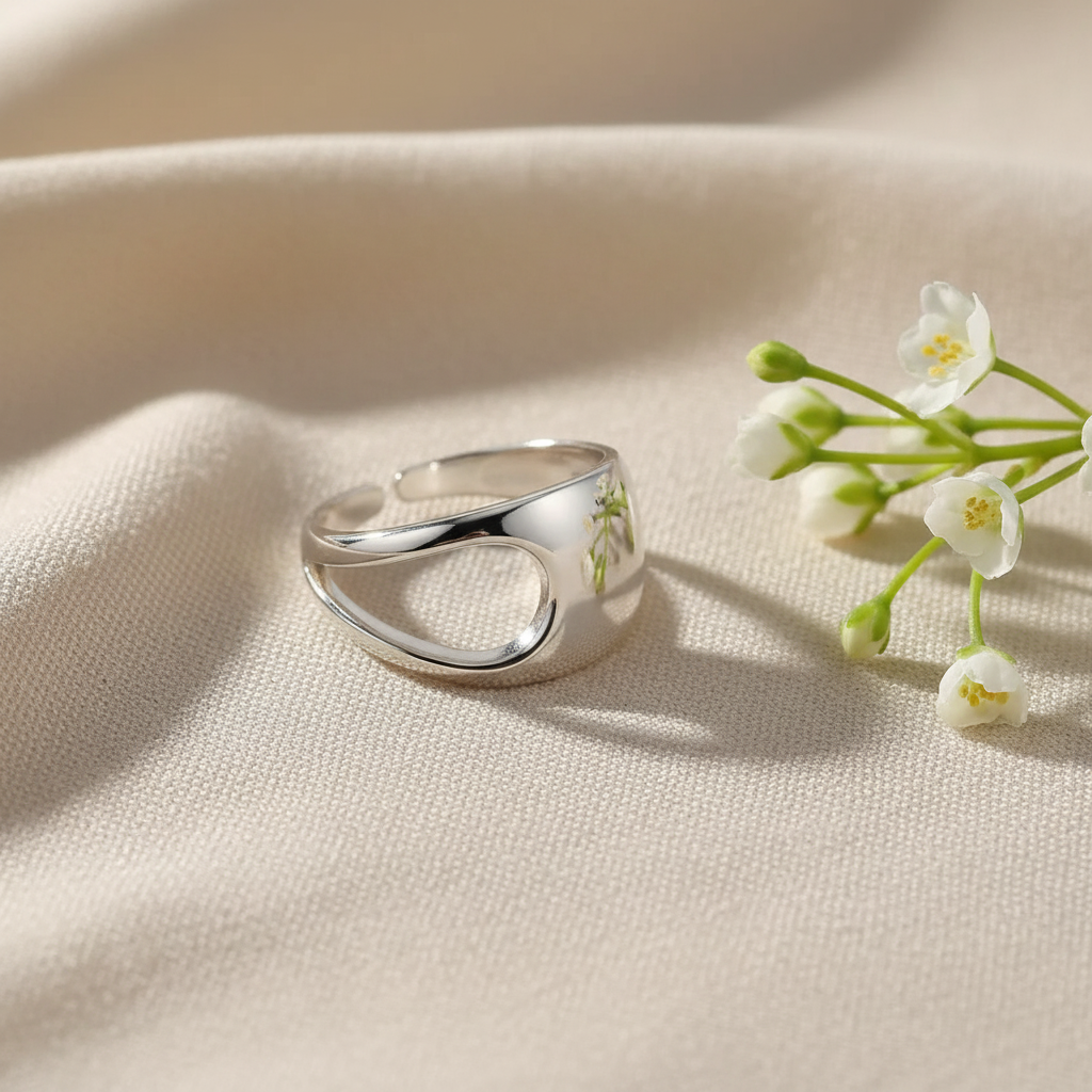 Abstract Adjustable Ring - Size M