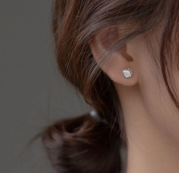 Articulated Shape Screw Back Stud Earrings