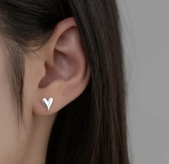 Articulated Heart Stud Earrings (Copy)