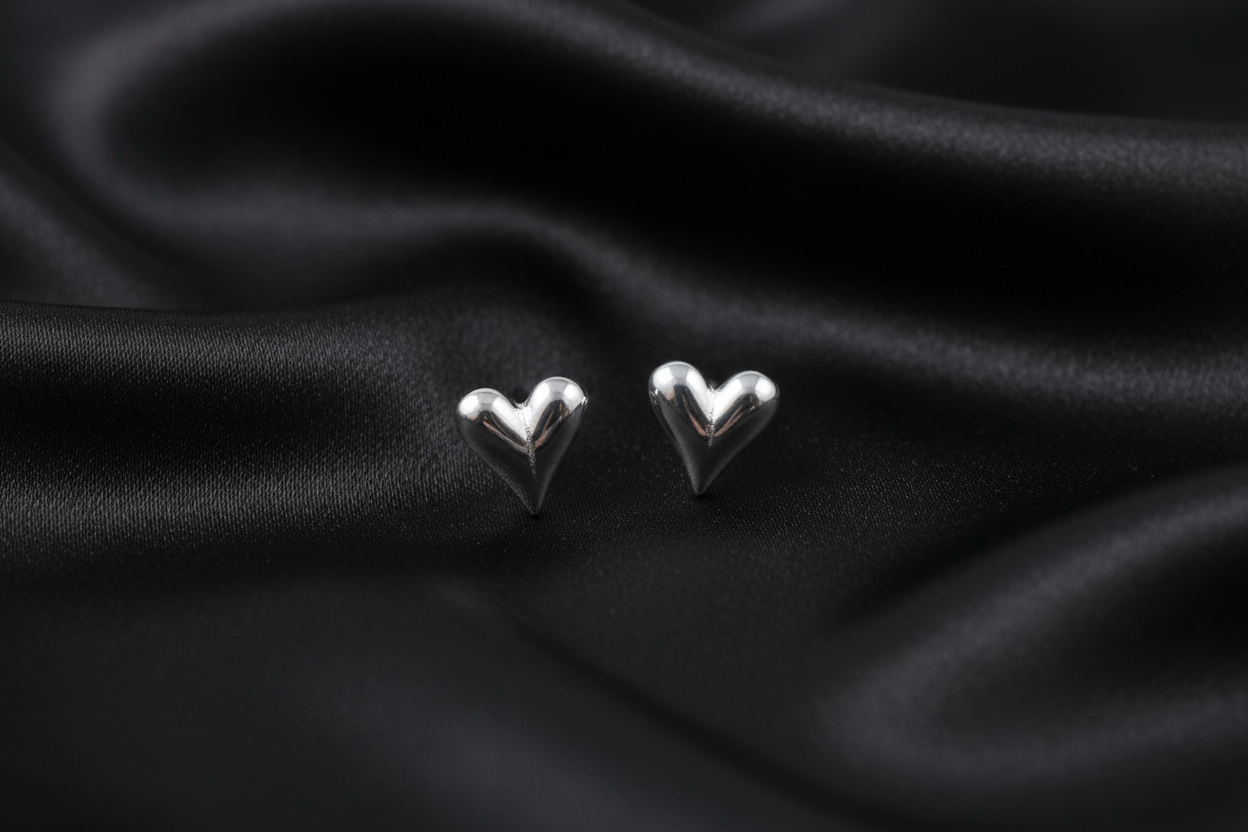 Articulated Heart Stud Earrings (Copy)