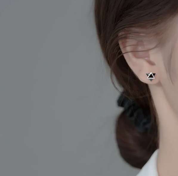 Articulated Heart Stud Earrings (Copy) (Copy)