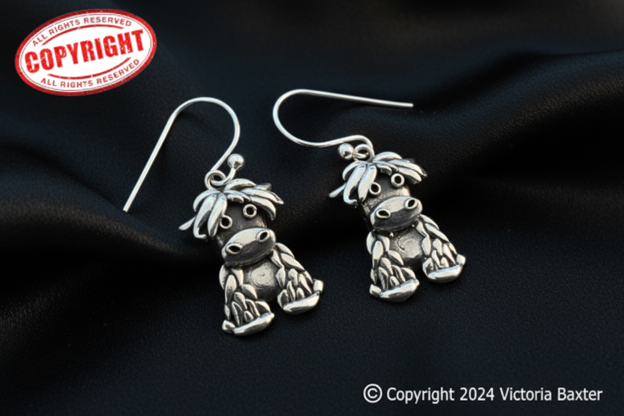 Highland Cow Dangle Earrings