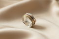 Frill Edge Spinner Ring