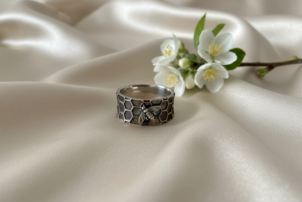 Bee Honeycomb Ring