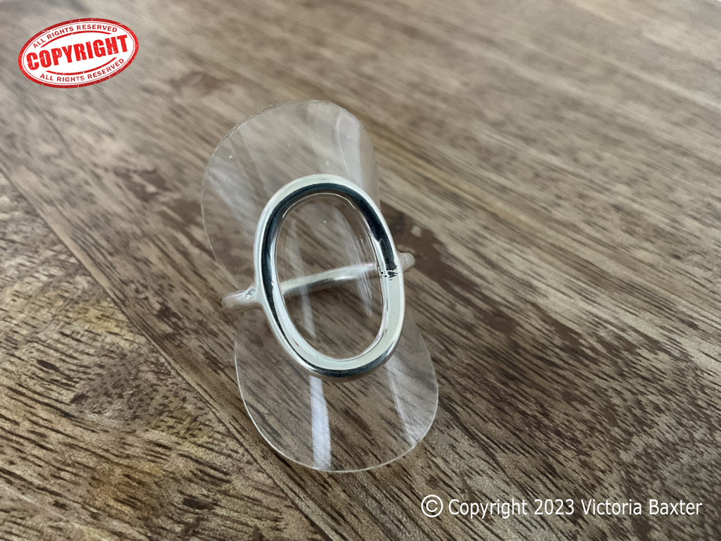 Oval Ring