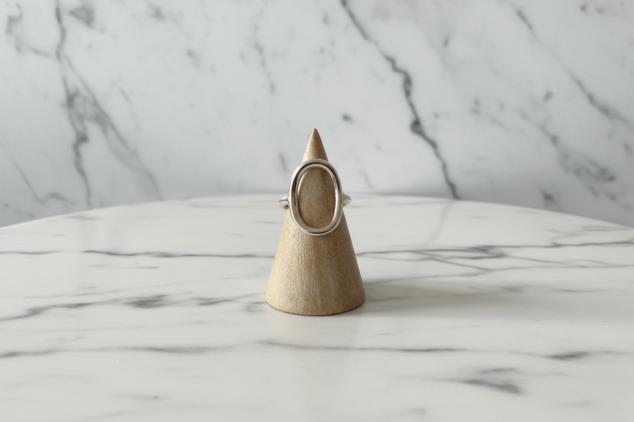 Oval Ring