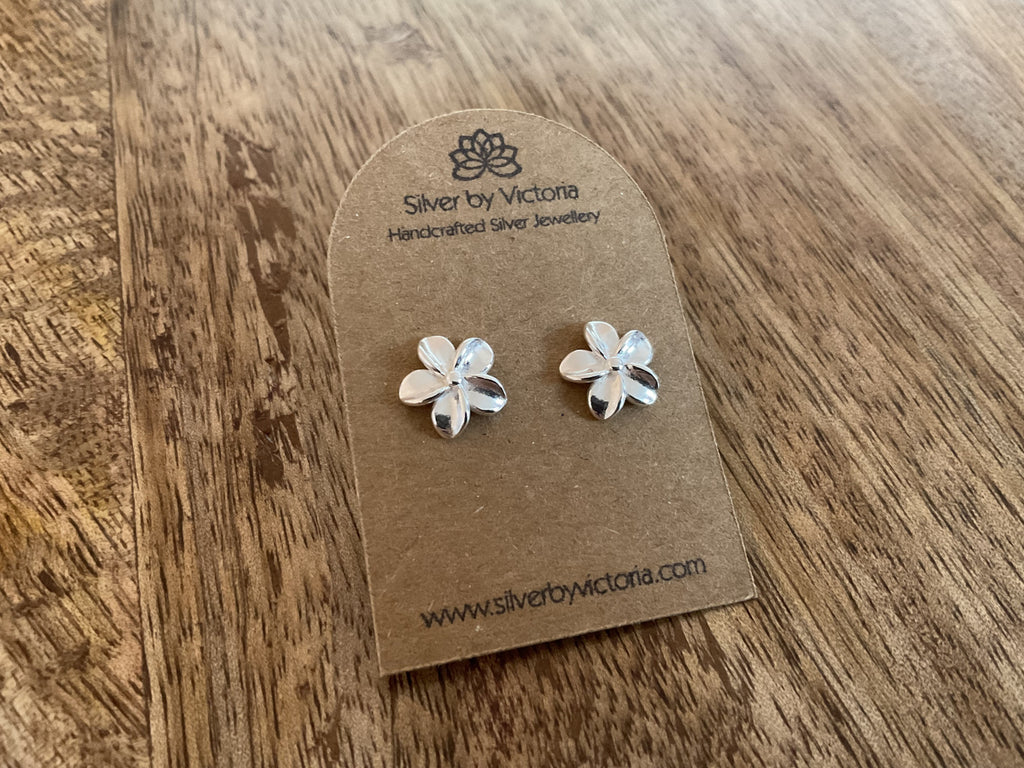Lilly Stud Earrings