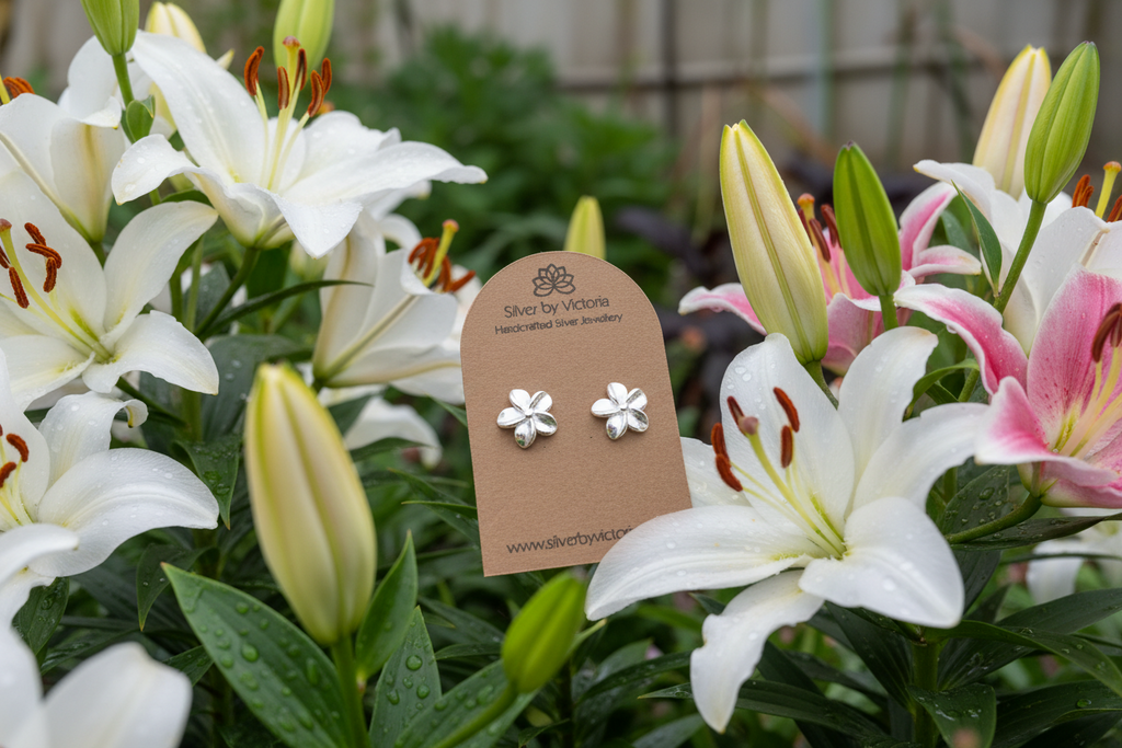 Lilly Stud Earrings