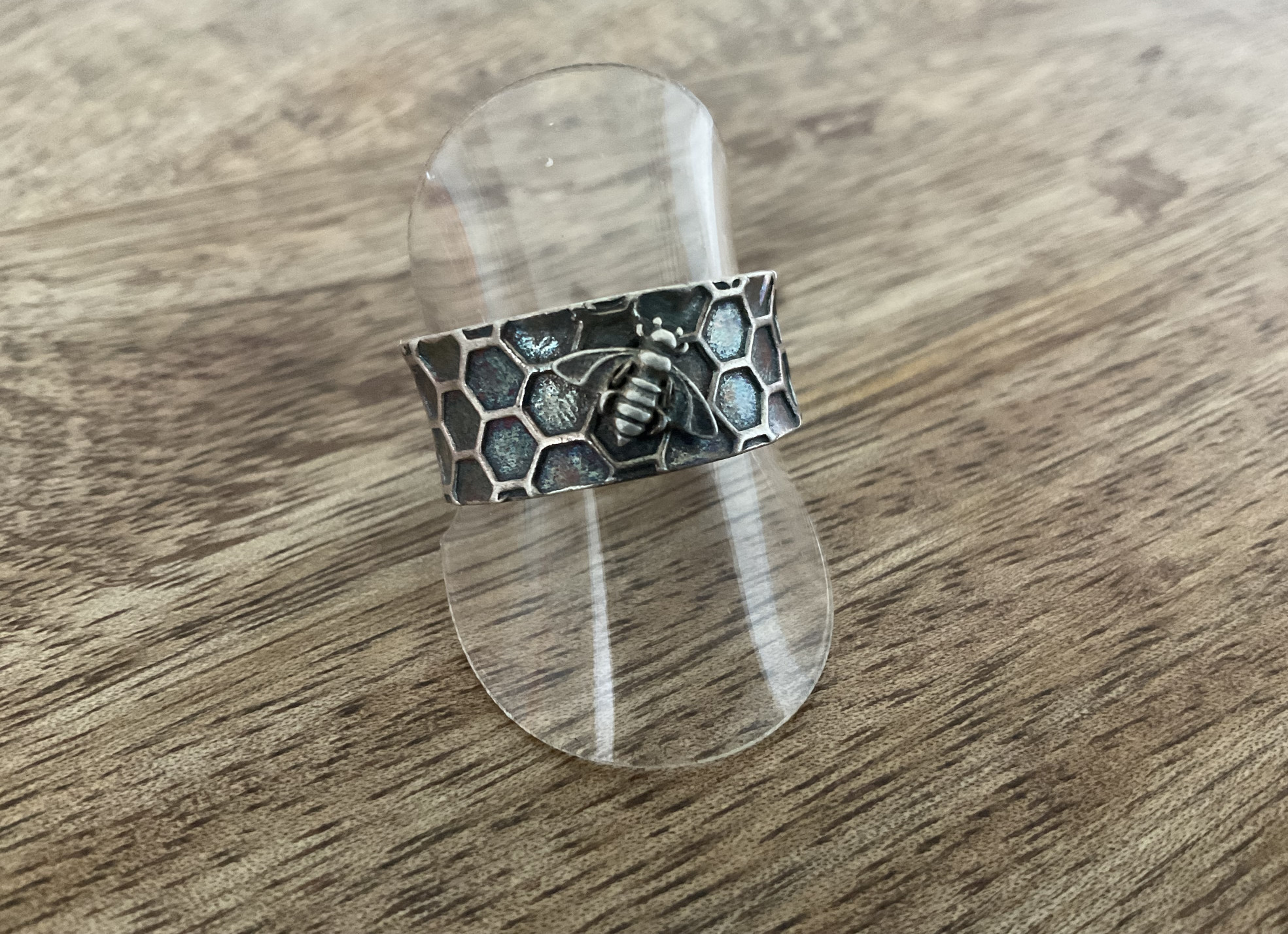 Bumble Bee Honeycomb Ring - Click Image to Close
