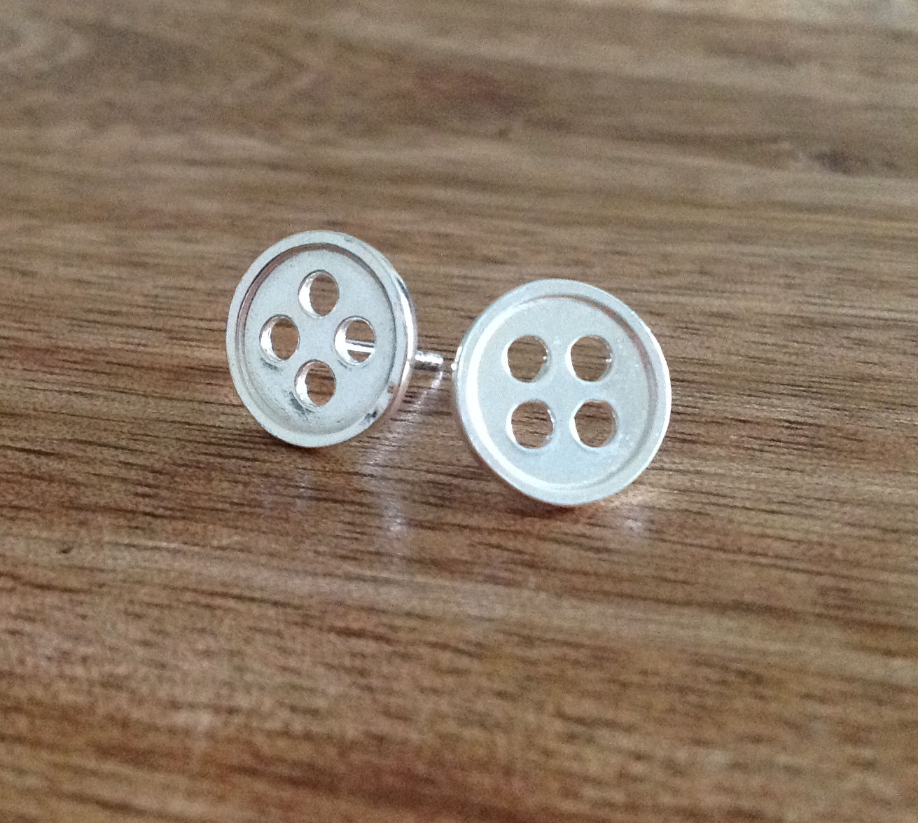 Button Stud Earrings - Click Image to Close